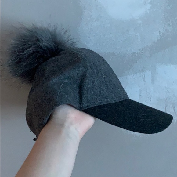 Cute grey black hat - Picture 2 of 5